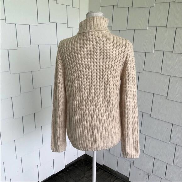Lucky Brand Women's Oatmeal Chunky Traveling Ribbed Knit Turtleneck Sweater sz L - Picture 6 of 6
